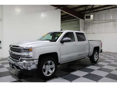 Used 2018 Chevrolet Silverado 1500 LTZ w/ Sport Package image 7