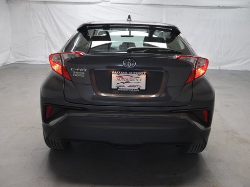 Used 2021 Toyota C-HR LE FWD image 6