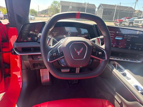 Used 2026 Chevrolet Corvette Stingray Convertible w/ Z51 Performance Package image 13