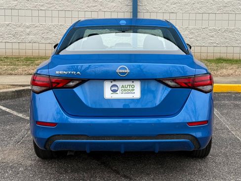 Used 2025 Nissan Sentra SV image 6