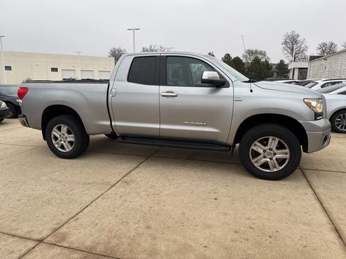 Used 2007 Toyota Tundra Limited image 2