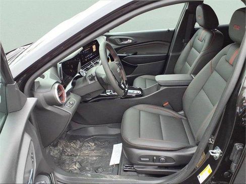 New 2026 Chevrolet Trax RS image 18