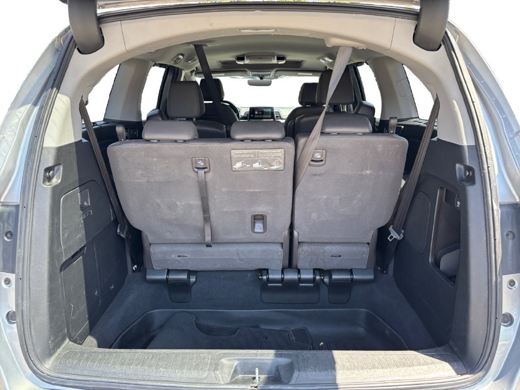 Used 2018 Honda Odyssey Elite image 14
