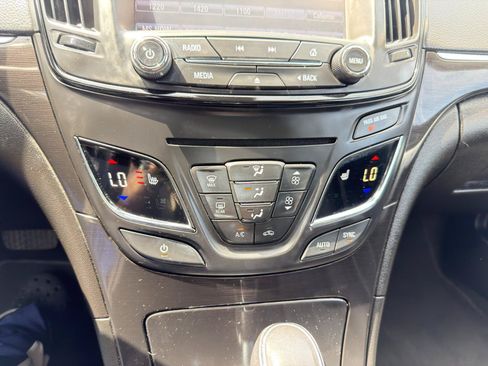 Used 2017 Buick Regal Sport Touring FWD image 54