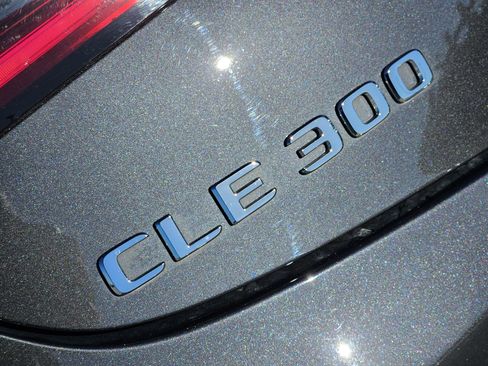 Used 2025 Mercedes-Benz CLE 300 4MATIC Cabriolet image 12