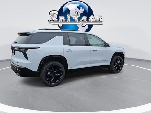 New 2026 Chevrolet Traverse RS w/ LPO, Floor Liner Package image 8