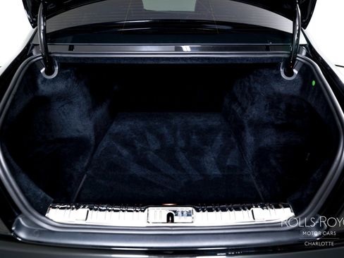 Used 2011 Rolls-Royce Ghost RWD image 24