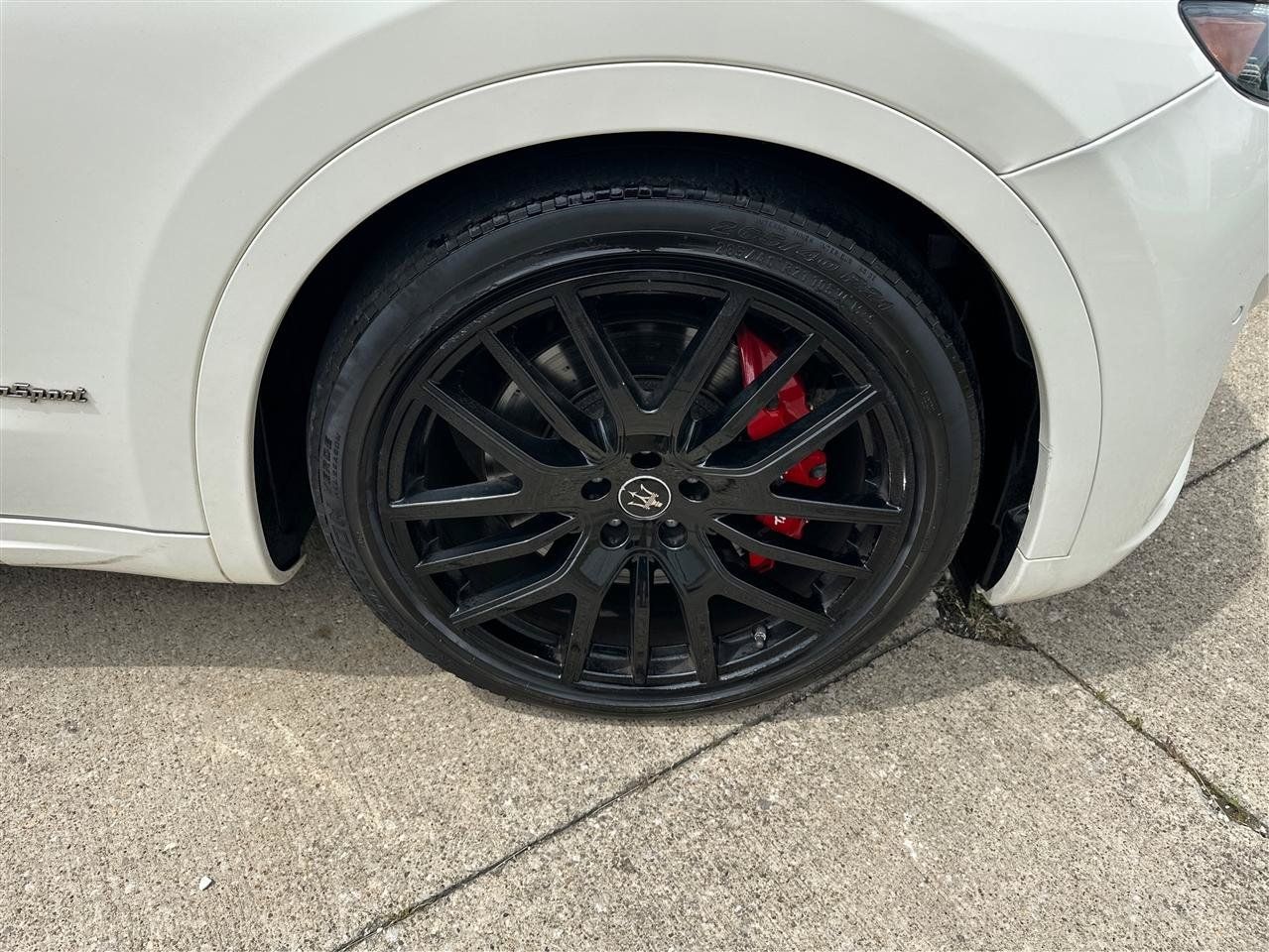 Used 2019 Maserati Levante S GranSport AWD/4WD image 27