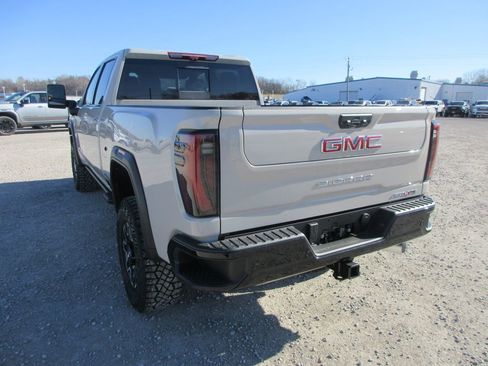 New 2026 GMC Sierra 2500 AT4X image 8