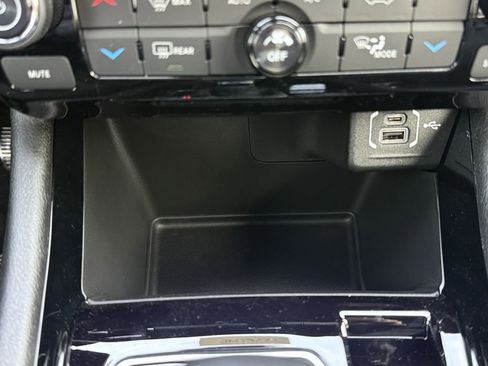 New 2026 Jeep Compass Limited w/ Sun, Sound & Navigation Group image 24