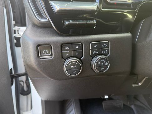 Used 2024 Chevrolet Silverado 3500 High Country w/ High Country Premium Package image 11