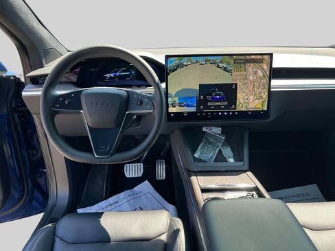 Used 2023 Tesla Model X AWD/4WD image 15