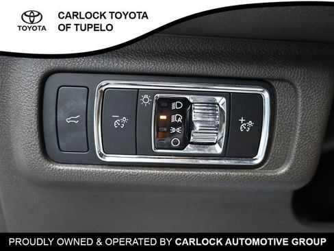 Used 2022 Lincoln Corsair FWD w/ Equipment Group 101A image 22