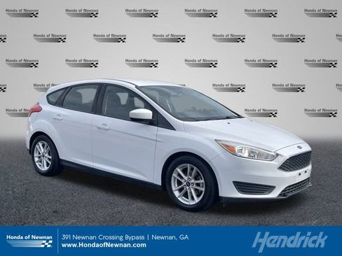 Used 2018 Ford Focus SE image 1