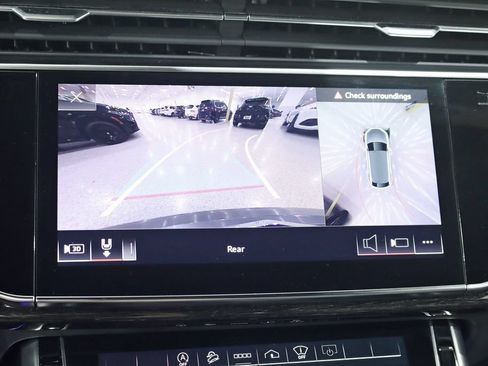 Used 2022 Audi SQ8 Prestige AWD/4WD image 20