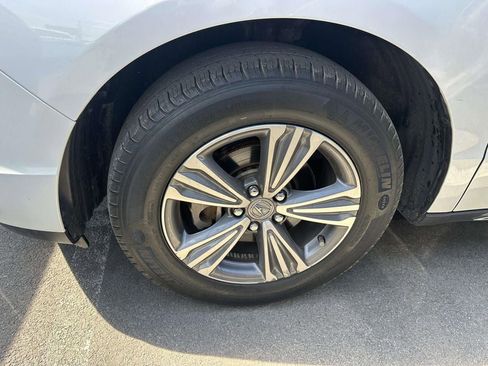 Used 2020 Acura MDX SH-AWD image 9