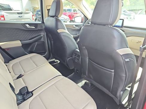 Used 2020 Ford Escape Titanium AWD/4WD image 11