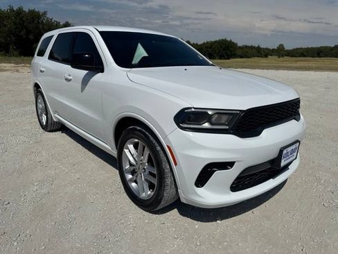 Used 2024 Dodge Durango GT w/ Trailer Tow Group IV RWD image 7