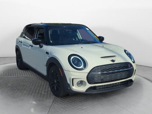 Certified 2023 MINI Cooper Clubman S image 1
