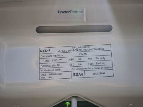 Used 2024 Kia Niro Wave w/ Wave Preserve Package FWD image 29