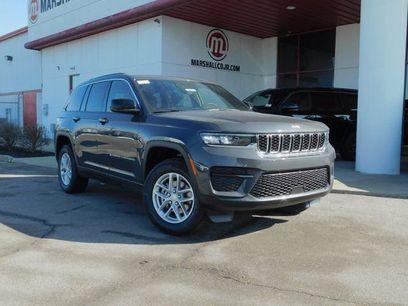 New 2026 Jeep Grand Cherokee Laredo w/ Trailer Tow Package