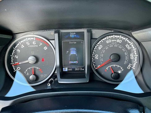 Used 2023 Toyota Tacoma SR image 22