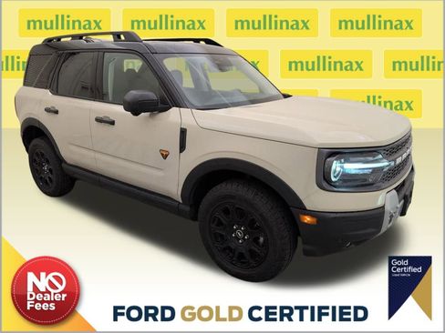 Used 2025 Ford Bronco Sport Badlands image 1