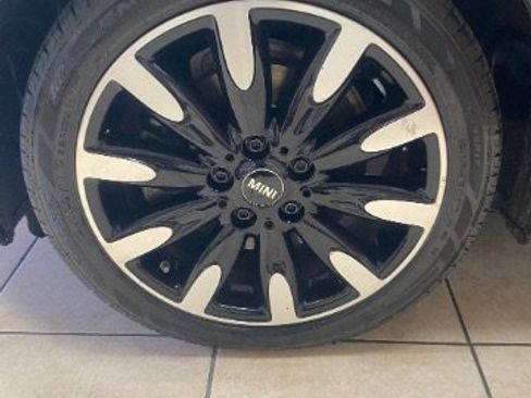 Used 2015 MINI Cooper S FWD image 25