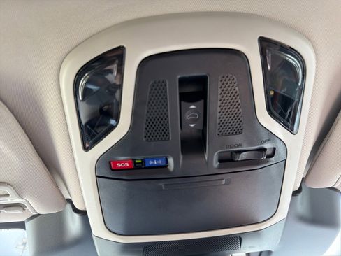 Used 2024 Subaru Outback Touring image 29