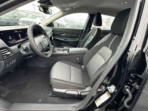 New 2026 Nissan Sentra SV w/ SV Convenience Package FWD image 20