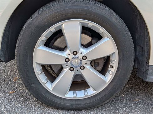 Used 2010 Mercedes-Benz ML 350 4MATIC image 12