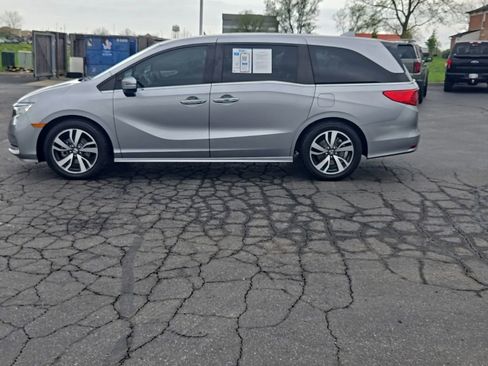 Used 2021 Honda Odyssey Elite image 4