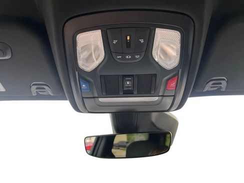 Used 2025 RAM 1500 Big Horn AWD/4WD image 32