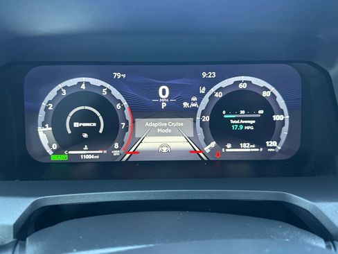 Used 2025 Toyota Tacoma TRD Off-Road AWD/4WD image 23
