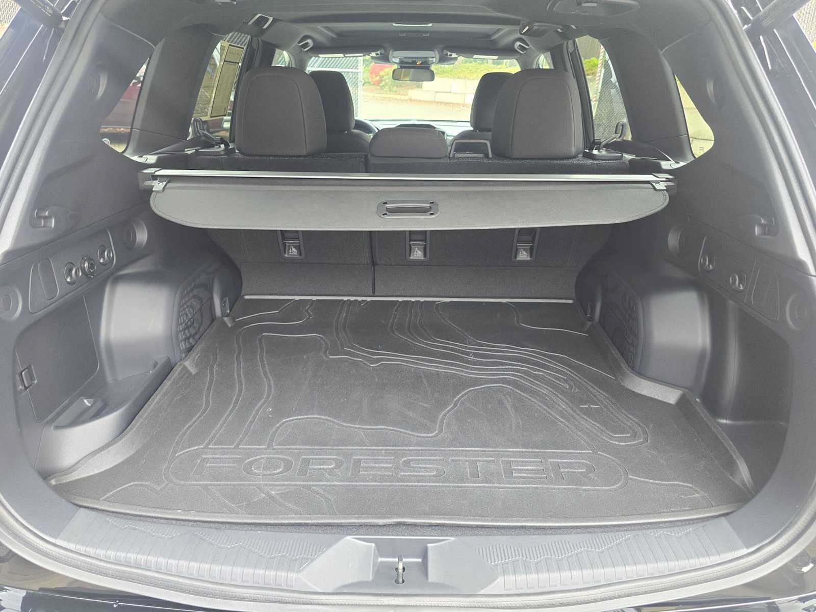 Used 2026 Subaru Forester Premium AWD/4WD image 14