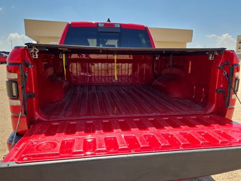 Used 2023 RAM 1500 Laramie AWD/4WD image 15