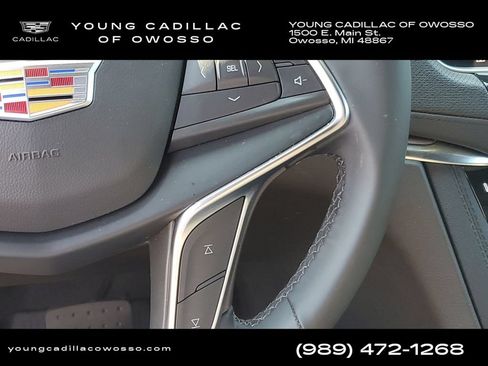 Used 2025 Cadillac XT5 Luxury w/ LPO, Floor Liner Package AWD/4WD image 13