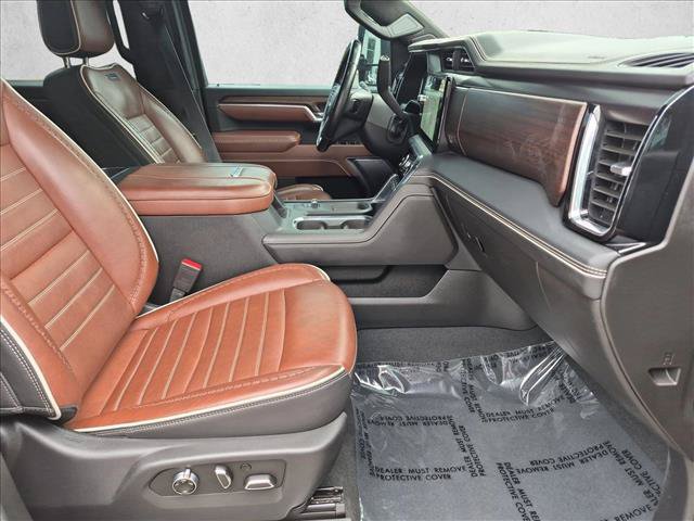 Used 2025 GMC Sierra 2500 Denali Ultimate AWD/4WD image 21