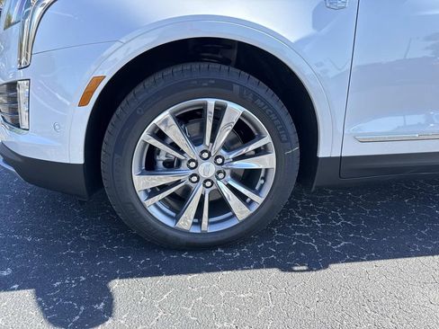 New 2026 Cadillac XT5 Premium Luxury image 10