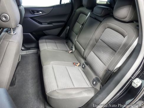 Used 2025 Chevrolet Equinox LT AWD/4WD image 11