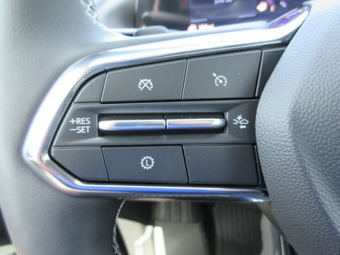 New 2026 Chevrolet Traverse LT w/ Midnight/Sport Edition FWD image 24