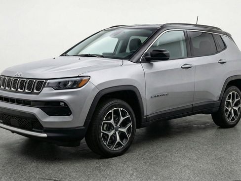 Used 2025 Jeep Compass Limited image 3