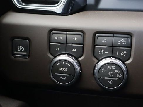 Used 2026 GMC Sierra 2500 Denali w/ Denali Reserve Package image 28