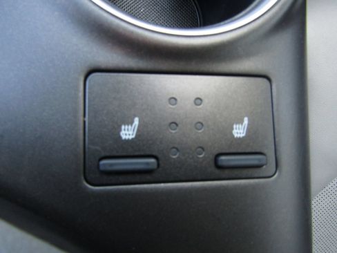 Used 2023 Toyota Camry XLE FWD image 20