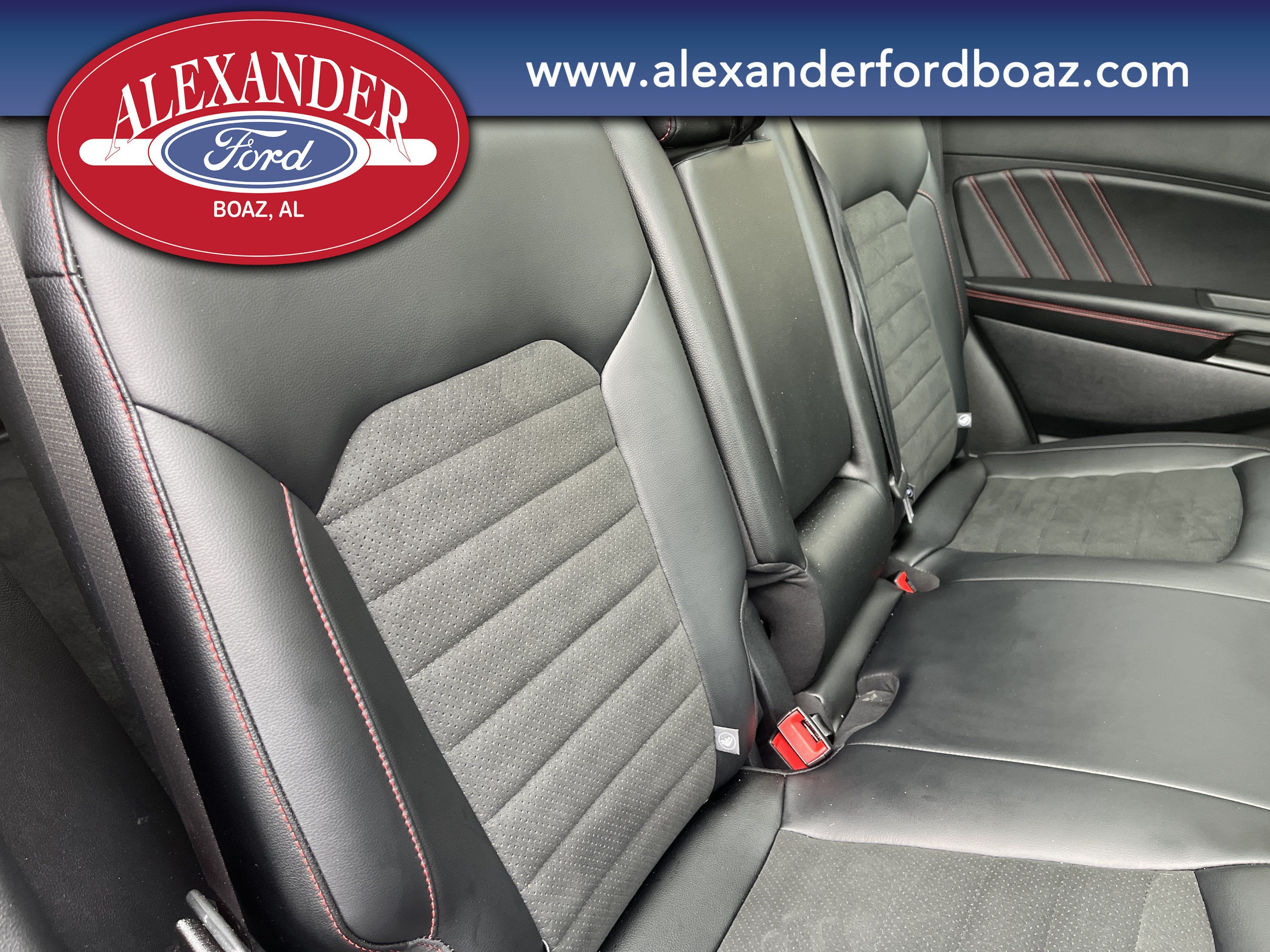 Used 2024 Ford Edge ST-Line AWD/4WD image 18