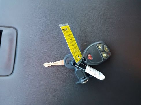 Used 2009 GMC Sierra 1500 SLE w/ Power Pack Plus AWD/4WD image 38