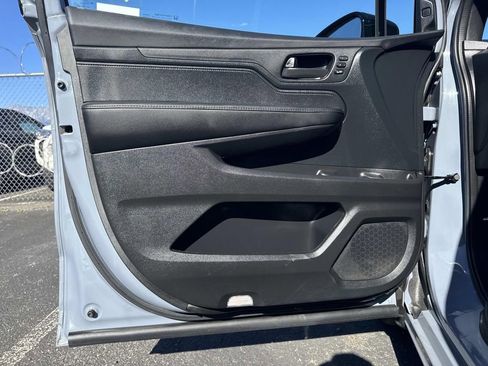 Used 2023 Honda Odyssey Sport image 17