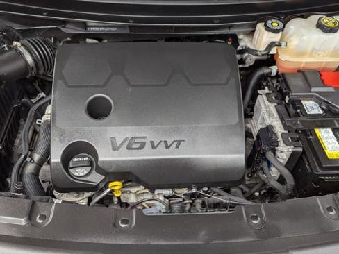 Used 2023 Chevrolet Traverse LT image 31