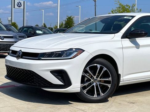 New 2025 Volkswagen Jetta Sport image 2