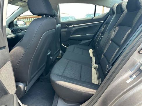 Used 2020 Hyundai Elantra SE w/ Cargo Package (C1) FWD image 22